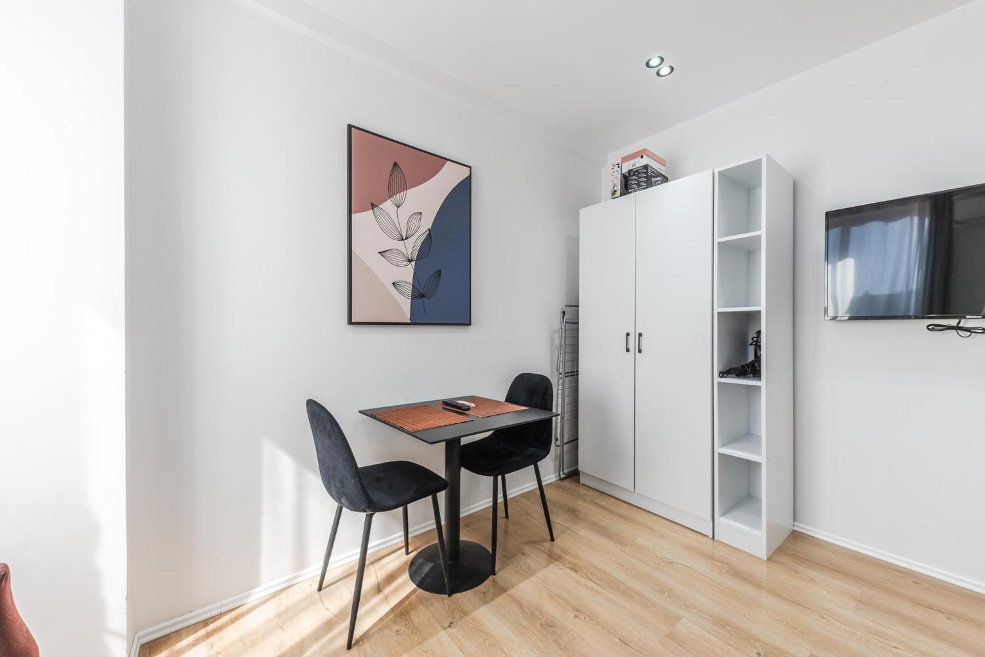 Atelier Apartments By Kondo Stays Тирана Екстер'єр фото