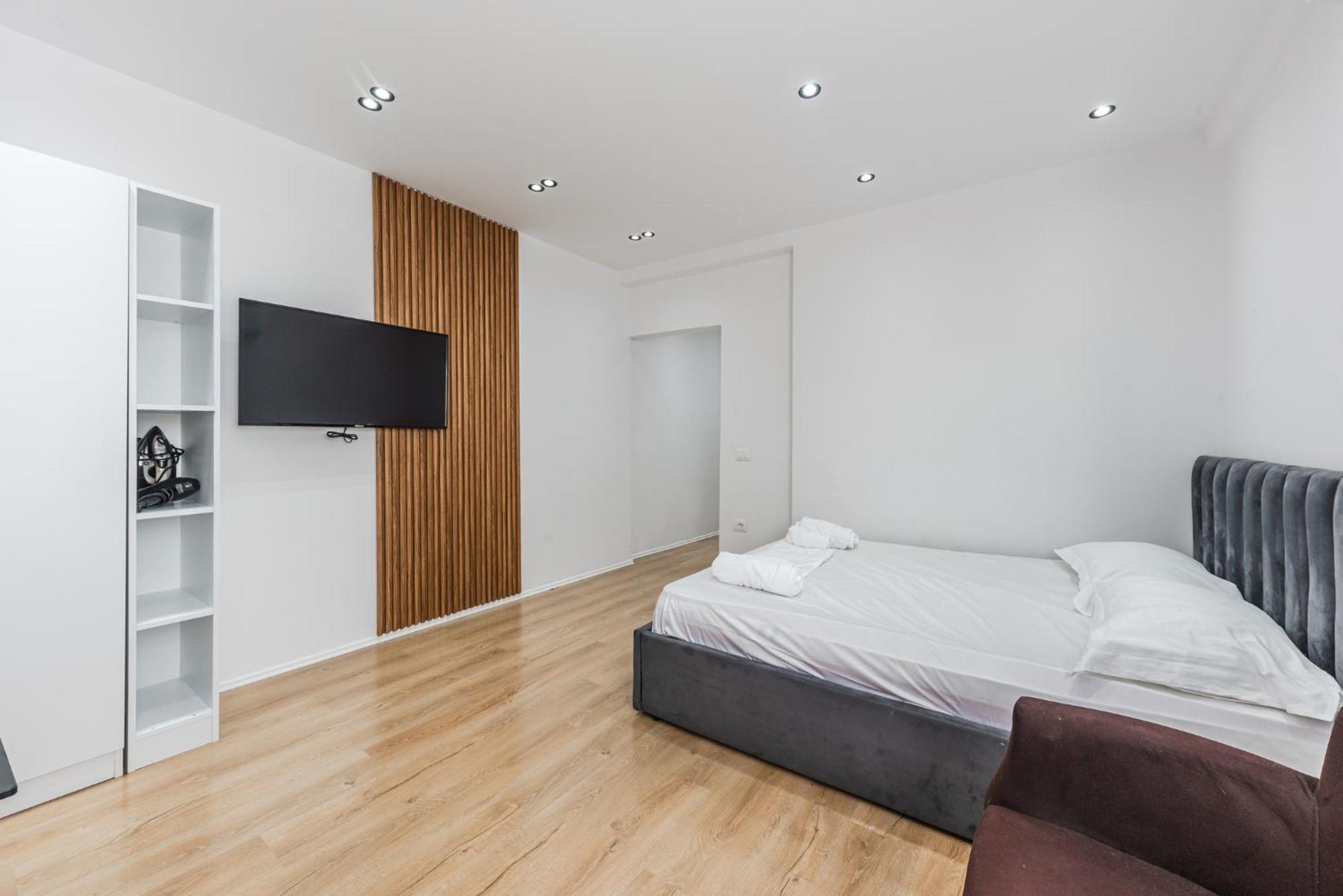 Atelier Apartments By Kondo Stays Тирана Екстер'єр фото