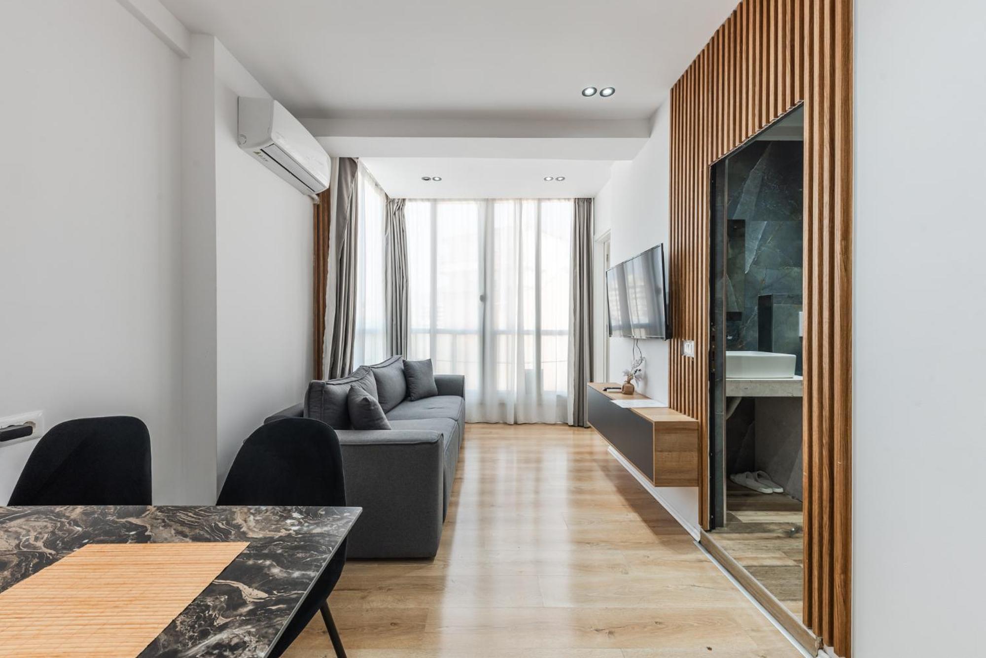 Atelier Apartments By Kondo Stays Тирана Екстер'єр фото