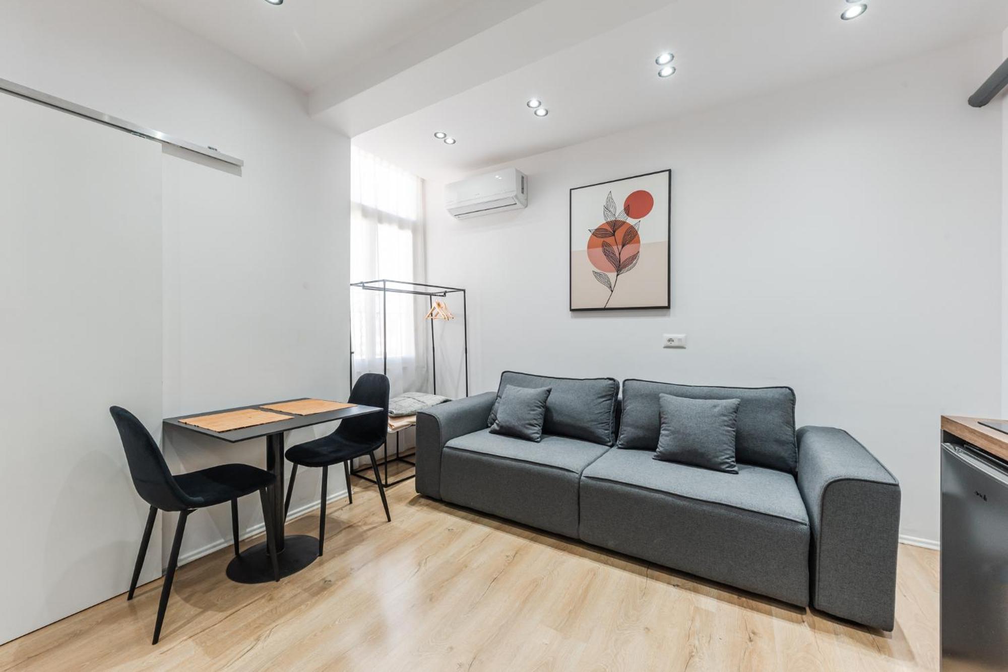 Atelier Apartments By Kondo Stays Тирана Екстер'єр фото